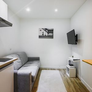Studio met een King Size Bed